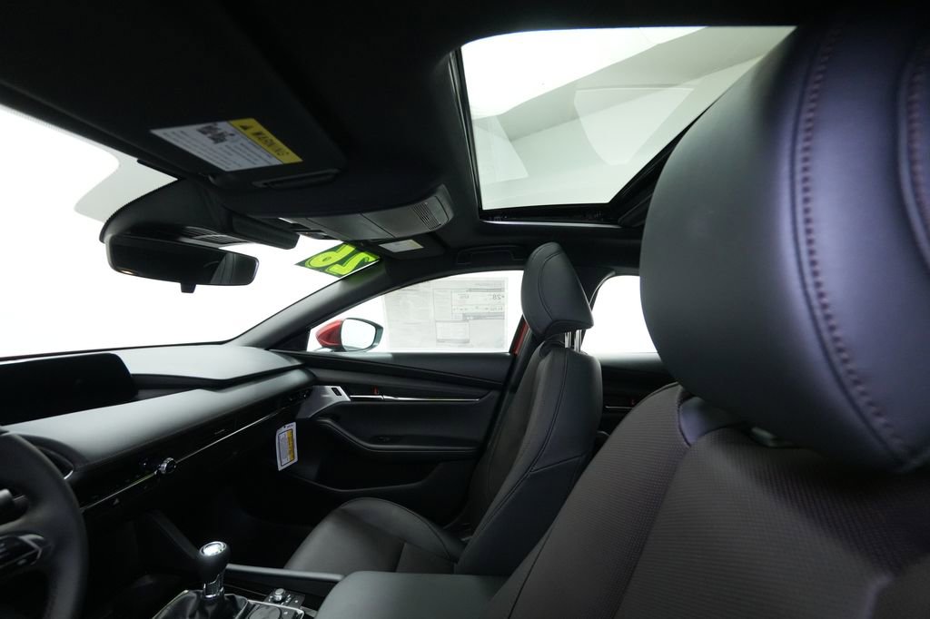 New 2026 MAZDA MAZDA3 2.5 S Hatchback w/ Premium Pkg FWD image 17