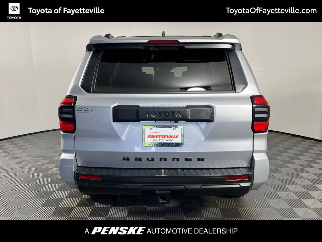 Certified 2025 Toyota 4Runner SR5 AWD/4WD image 9