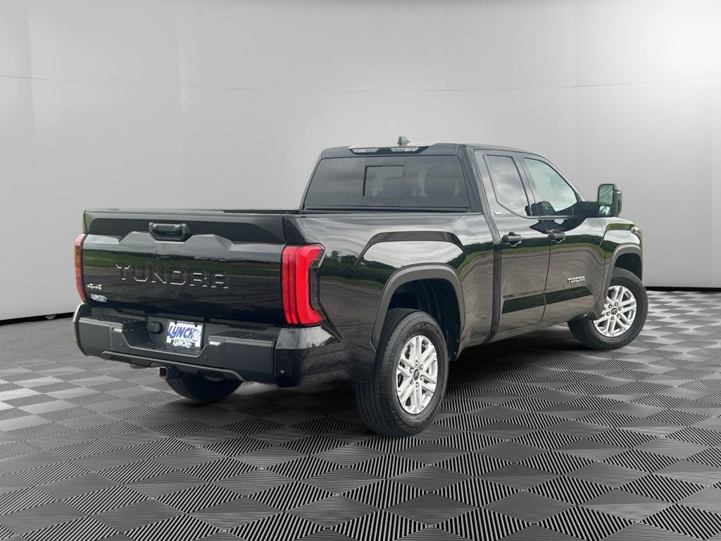Used 2023 Toyota Tundra SR5 w/ SR5 Convenience Package AWD/4WD image 4