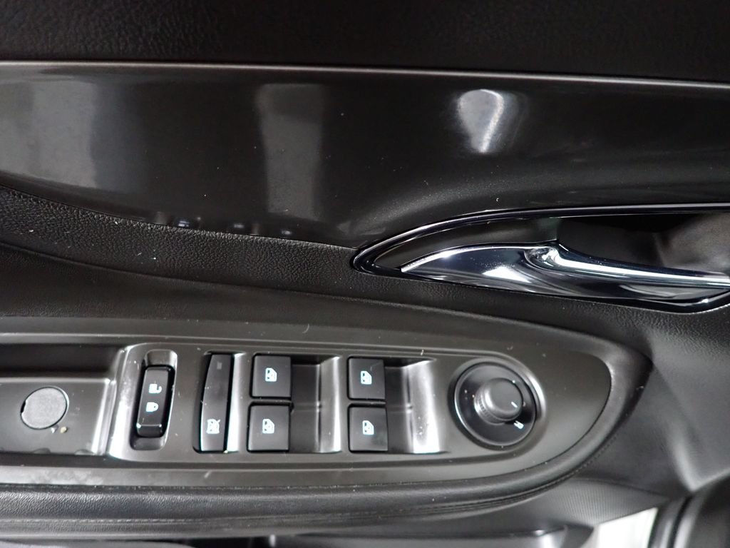 Used 2017 Buick Encore Preferred FWD image 18