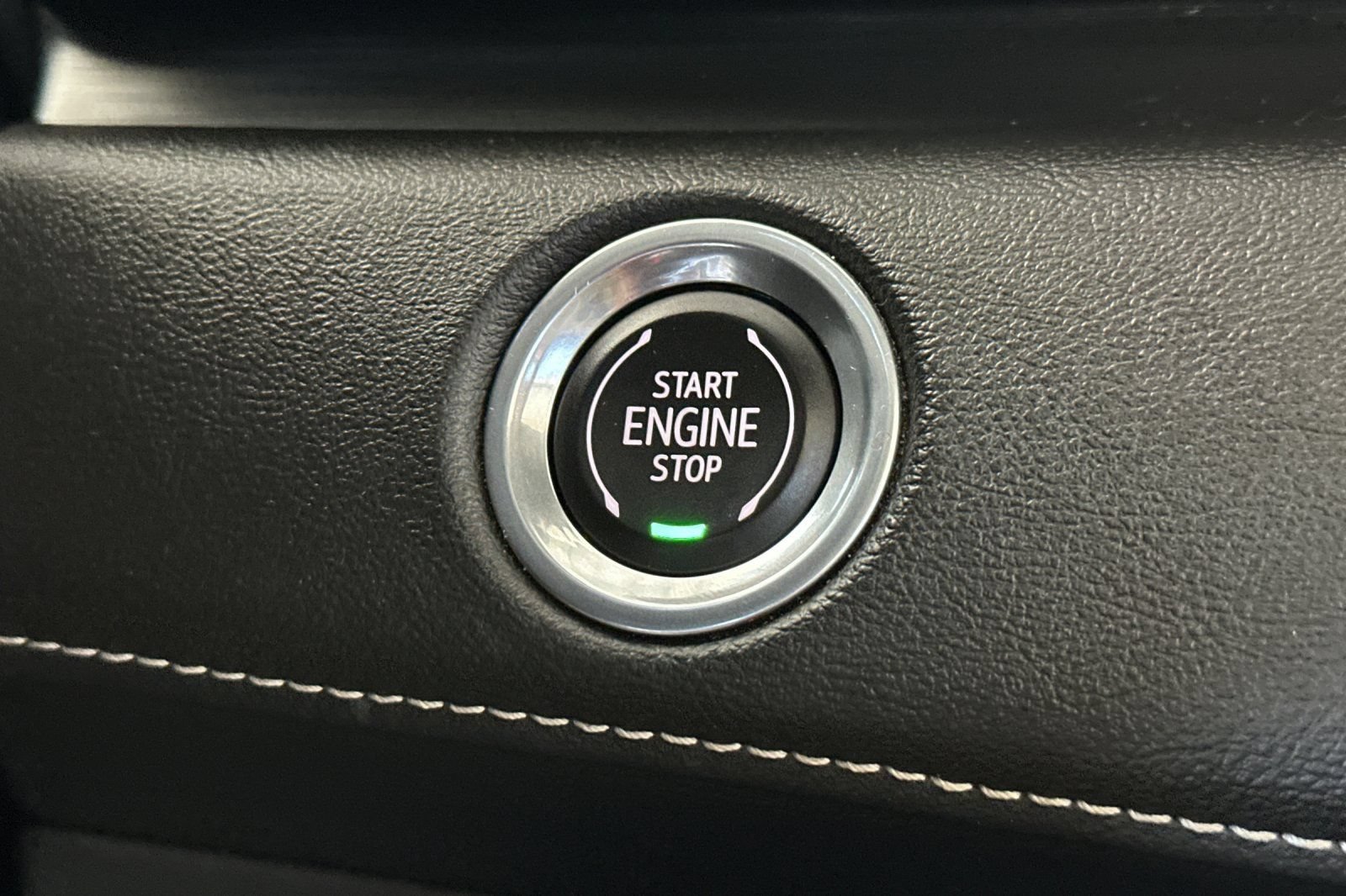 Certified 2023 Cadillac Escalade Sport AWD/4WD image 31