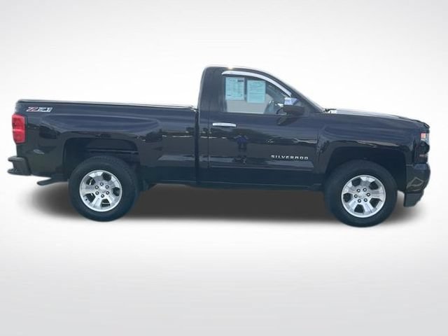 Used 2017 Chevrolet Silverado 1500 LT w/ LT Convenience Package AWD/4WD image 15