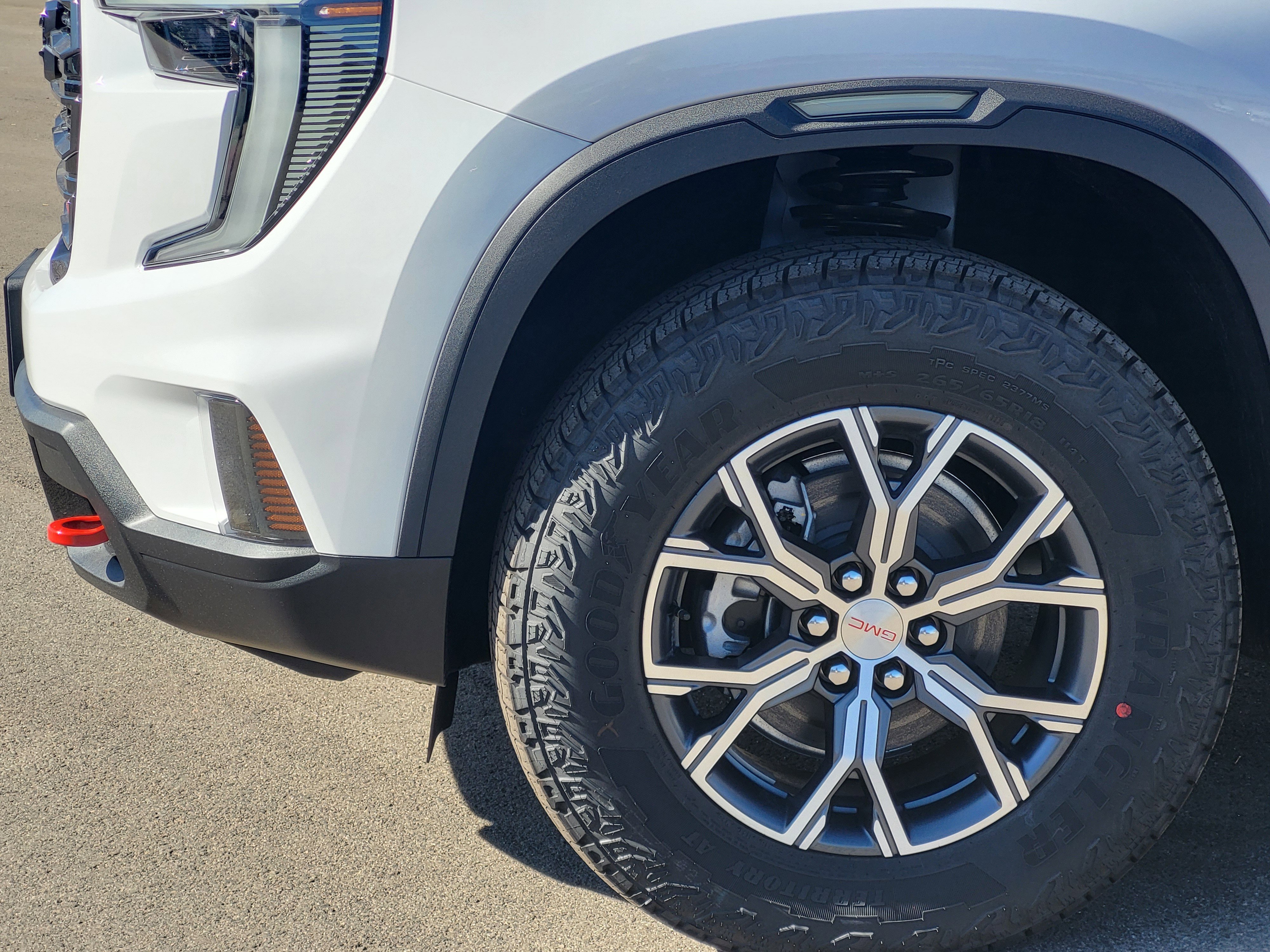 New 2026 GMC Acadia AT4 w/ Luxury Package image 9