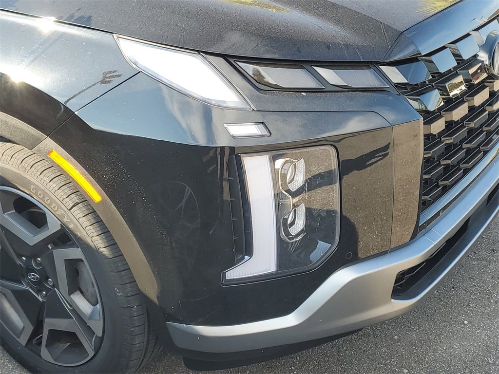 Used 2024 Hyundai Palisade Limited image 3