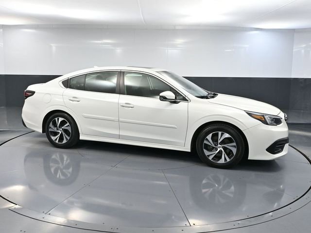Used 2022 Subaru Legacy Premium image 4