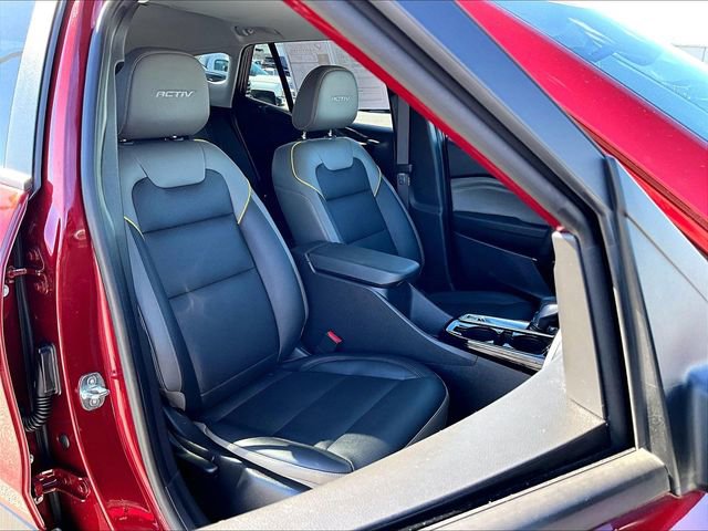 Used 2024 Chevrolet Trax ACTIV w/ Sunroof Package image 11