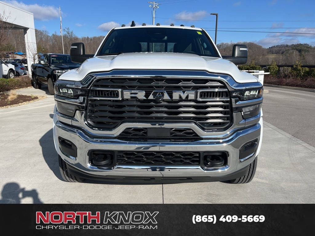 New 2026 RAM 4500 4x4 Crew Cab DRW image 29
