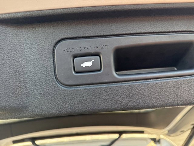 Certified 2025 Honda Pilot EX-L image 5