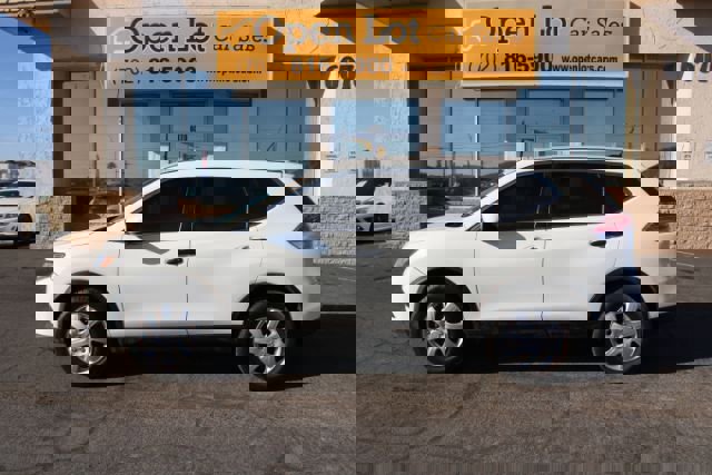 Used 2016 Nissan Rogue S AWD/4WD image 2