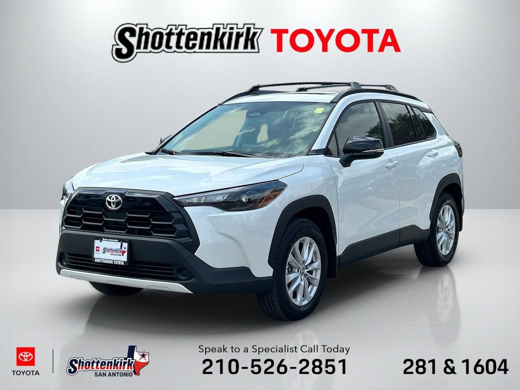 Used 2026 Toyota Corolla Cross LE w/ Moonroof Package FWD image 1