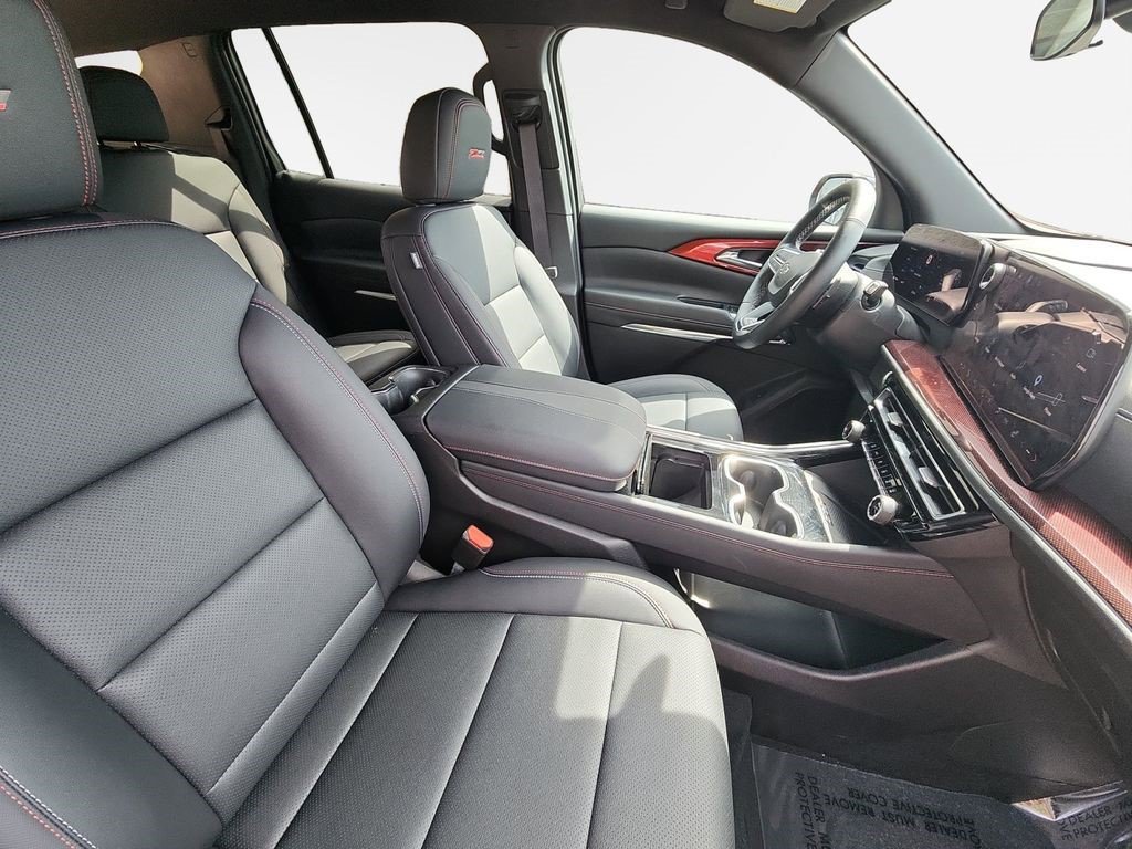 Certified 2025 Chevrolet Traverse Z71 w/ Driver Confidence Package AWD/4WD image 26