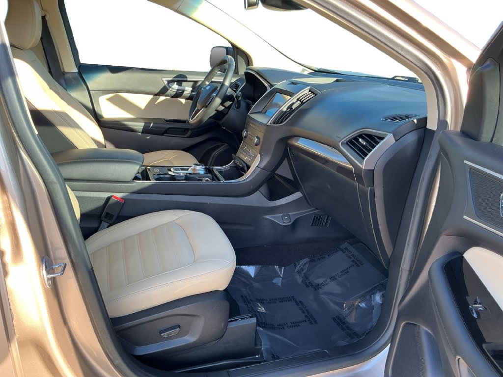 Used 2020 Ford Edge SEL w/ Convenience Package FWD image 26