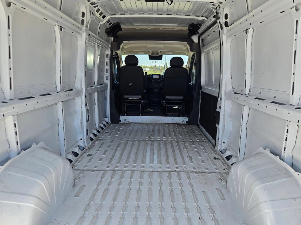 Used 2026 RAM ProMaster 2500 w/ Convenience Group FWD image 11