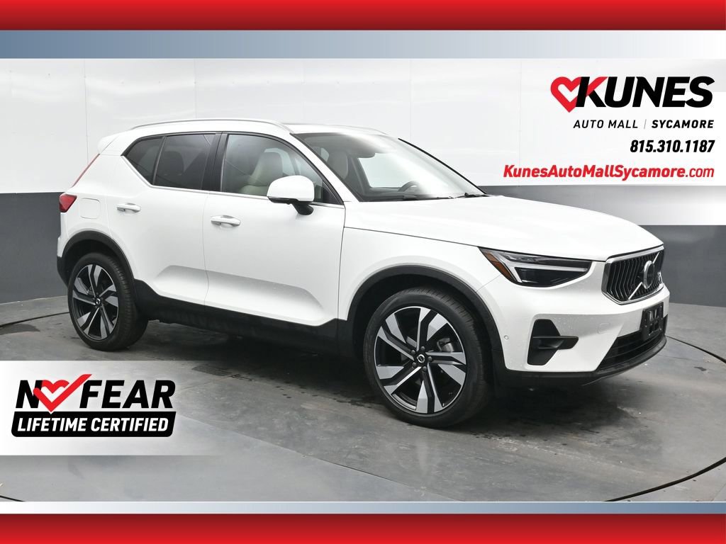 Used 2023 Volvo XC40 B5 Ultimate w/ Climate Package