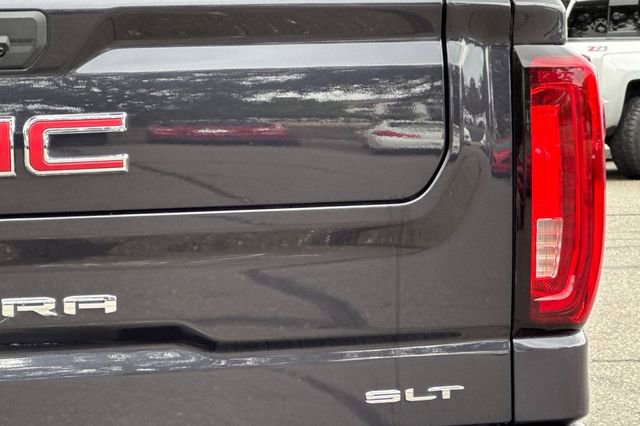 Used 2022 GMC Sierra 1500 SLT w/ SLT Premium Package AWD/4WD image 52