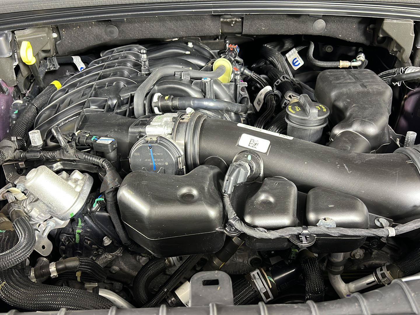 Used 2024 Jeep Grand Cherokee Altitude AWD/4WD image 45