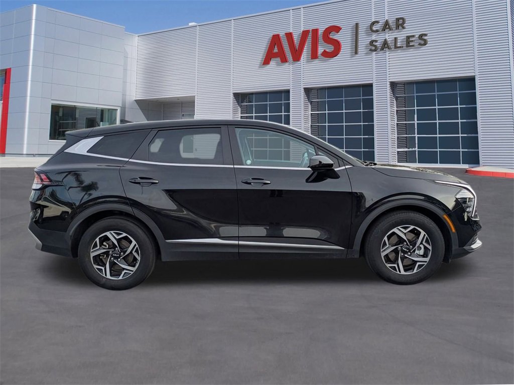Used 2024 Kia Sportage LX image 5