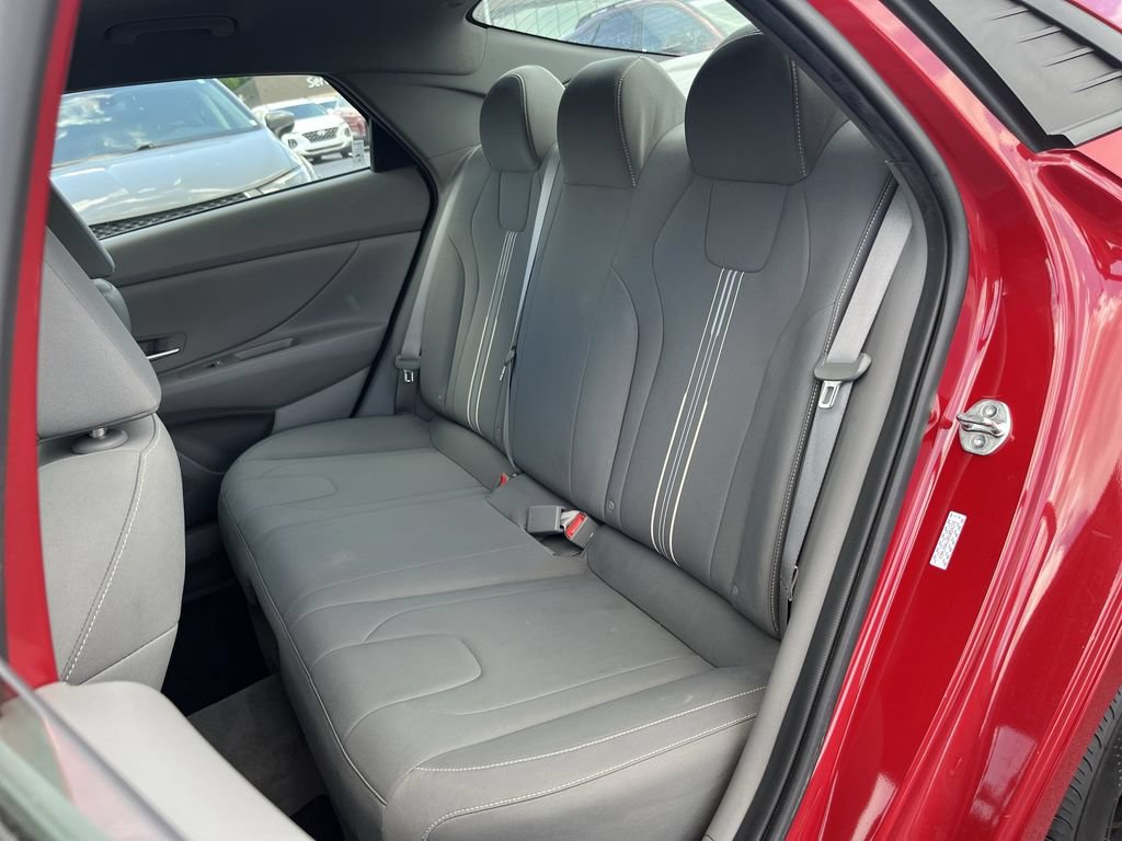Used 2023 Hyundai Elantra Blue FWD image 28