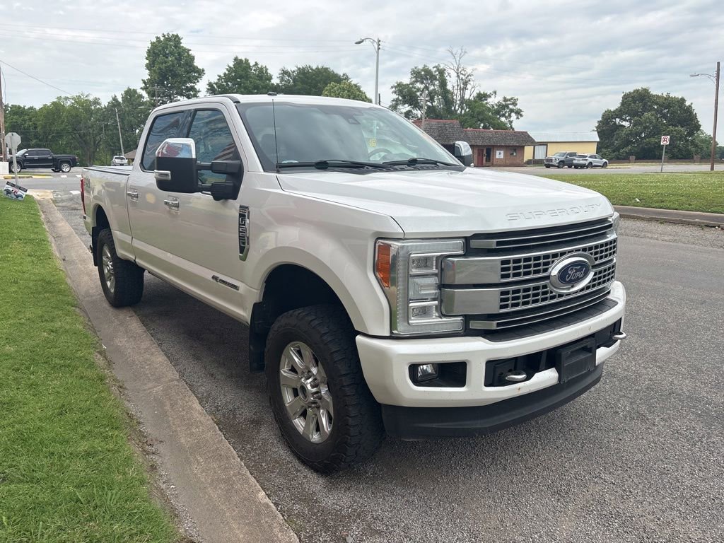 Used 2017 Ford F250 Platinum w/ Platinum Ultimate Package AWD/4WD image 10