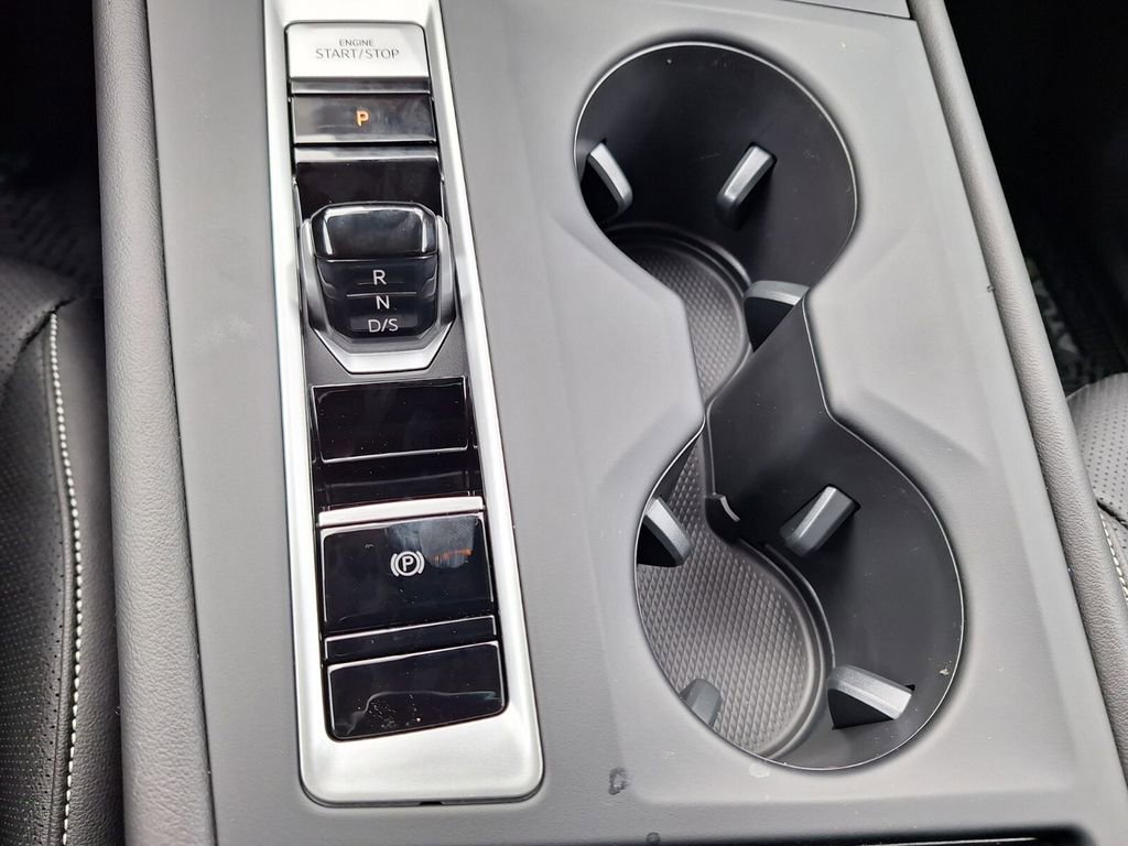 New 2026 Volkswagen Atlas SE image 17