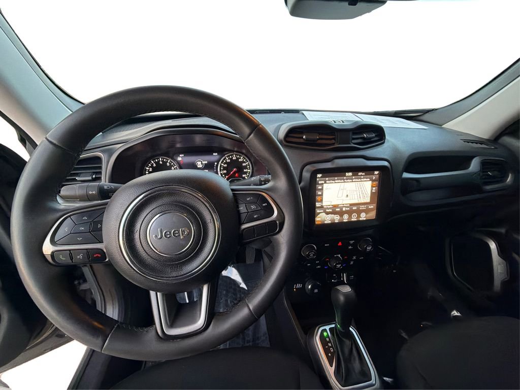 Used 2022 Jeep Renegade Latitude image 22