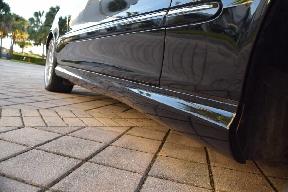 Used 2003 Mercedes-Benz CLK 55 AMG Coupe image 29