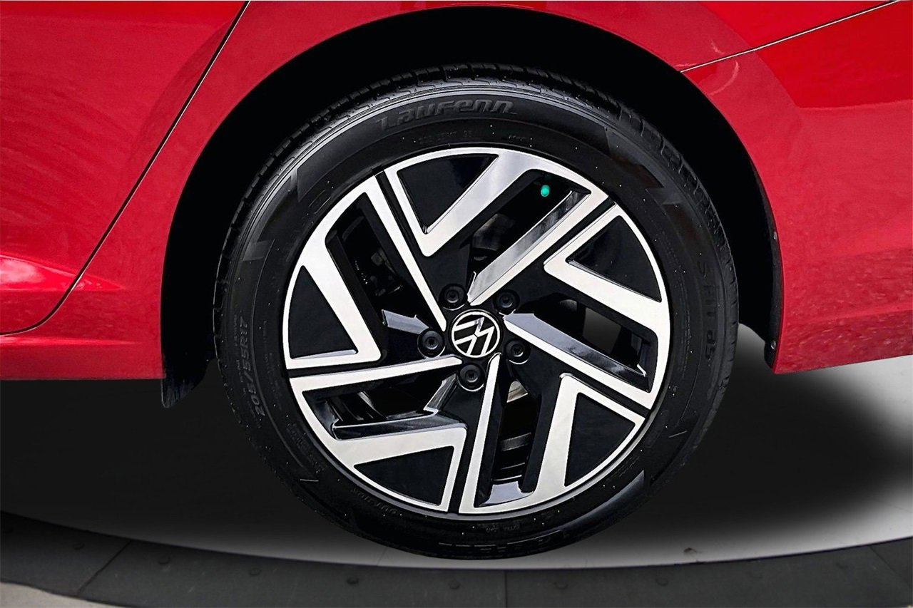 Used 2022 Volkswagen Jetta SEL image 36