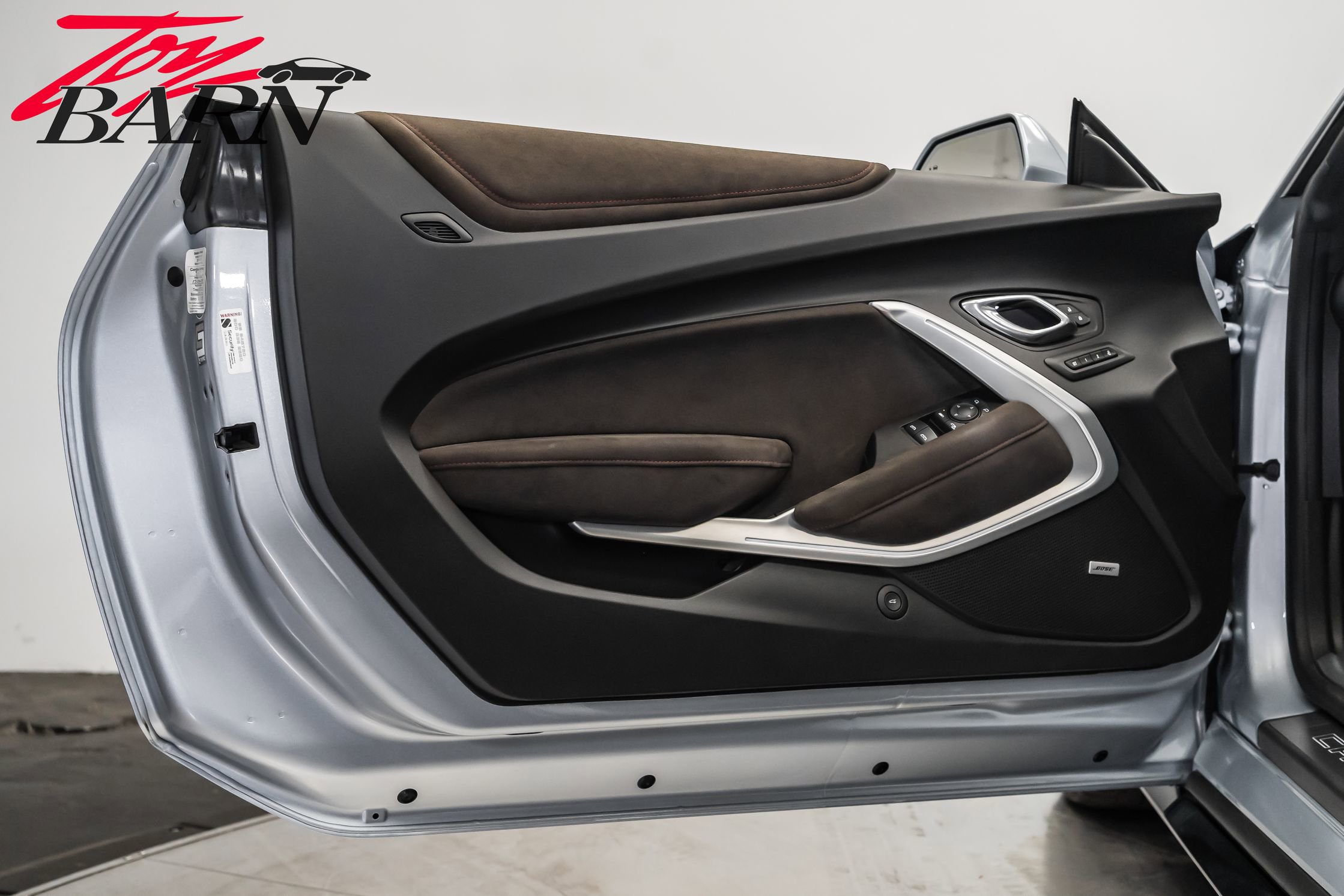 Used 2018 Chevrolet Camaro ZL1 image 29