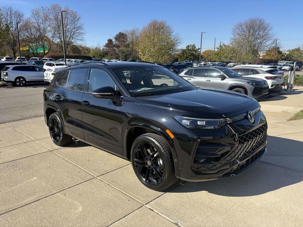 New 2026 Volkswagen Tiguan SE R-Line