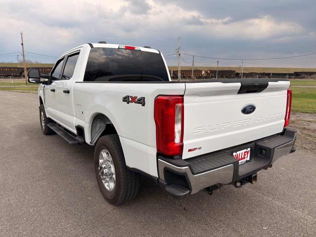 Used 2025 Ford F350 XLT image 10