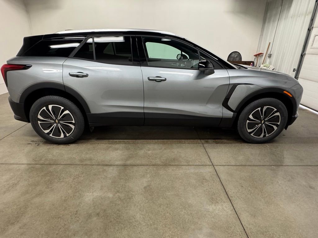 New 2025 Chevrolet Blazer EV LT image 7