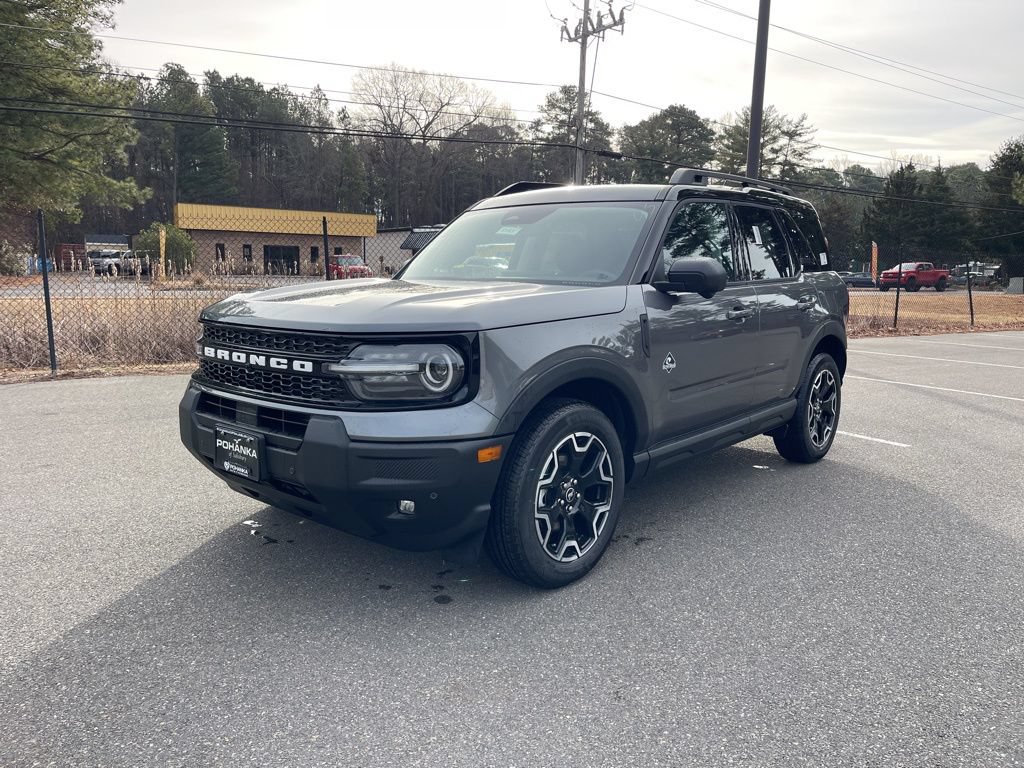 New 2025 Ford Bronco Sport Outer Banks w/ Outer Banks Tech Package+ AWD/4WD image 2