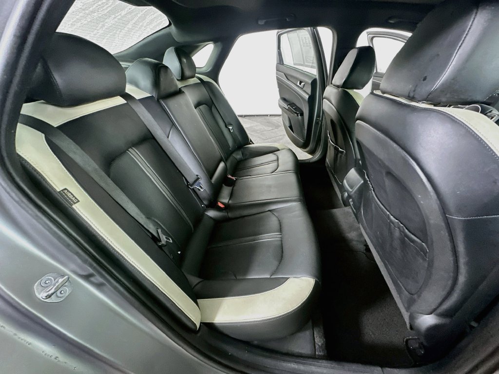 Used 2025 Kia K5 GT-Line w/ GT-Line Premium Package FWD image 12
