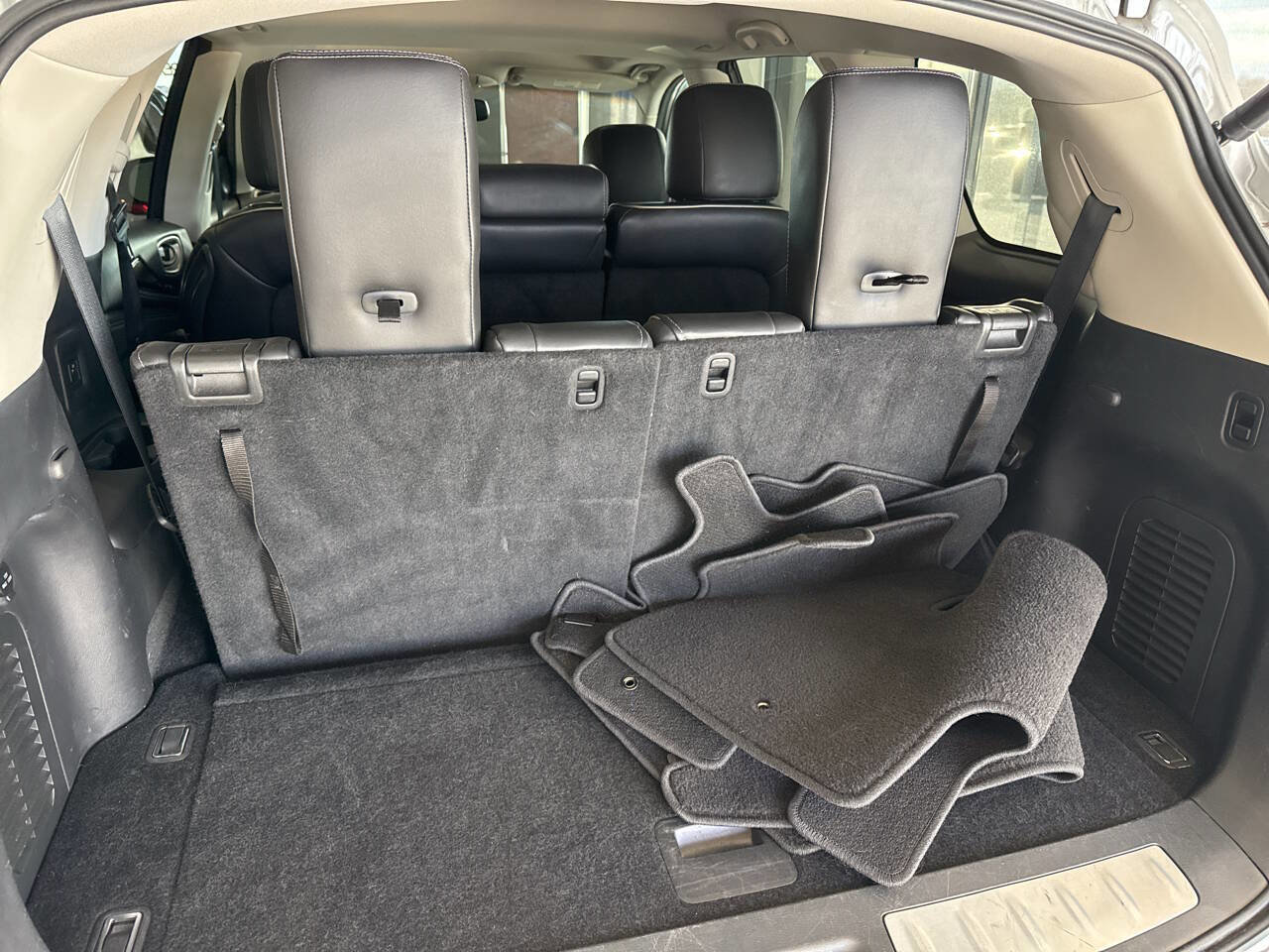 Used 2016 INFINITI QX60 AWD w/ Premium Package image 35