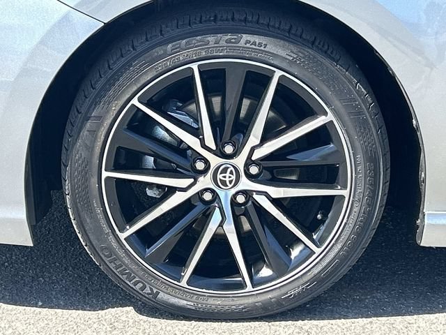 Used 2024 Toyota Camry SE w/ Convenience Package FWD image 10
