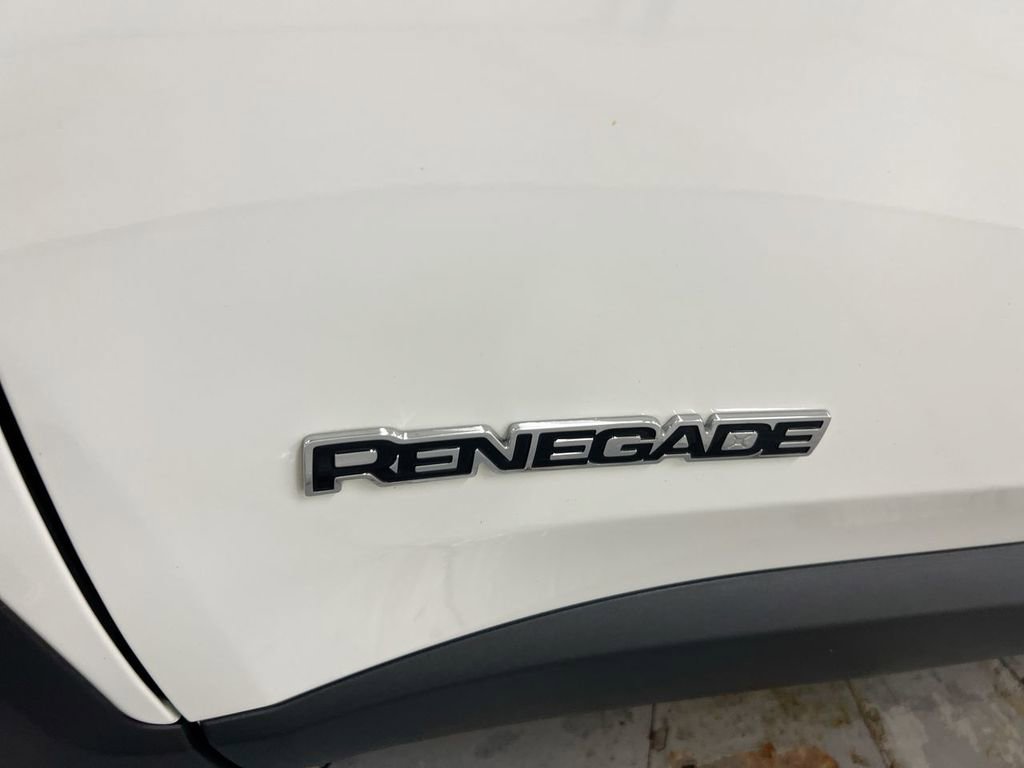 Used 2022 Jeep Renegade Latitude w/ Convenience Group image 27