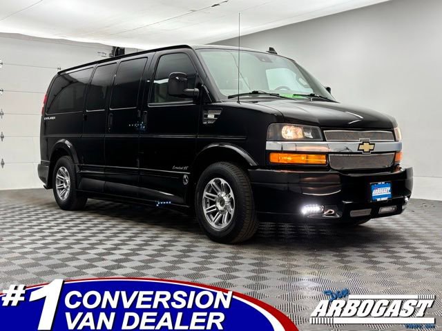 Used 2020 Chevrolet Express 2500 w/ Enhanced Convenience Package image 1