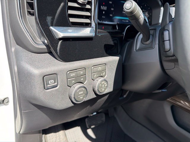 New 2026 Chevrolet Silverado 1500 RST AWD/4WD image 14