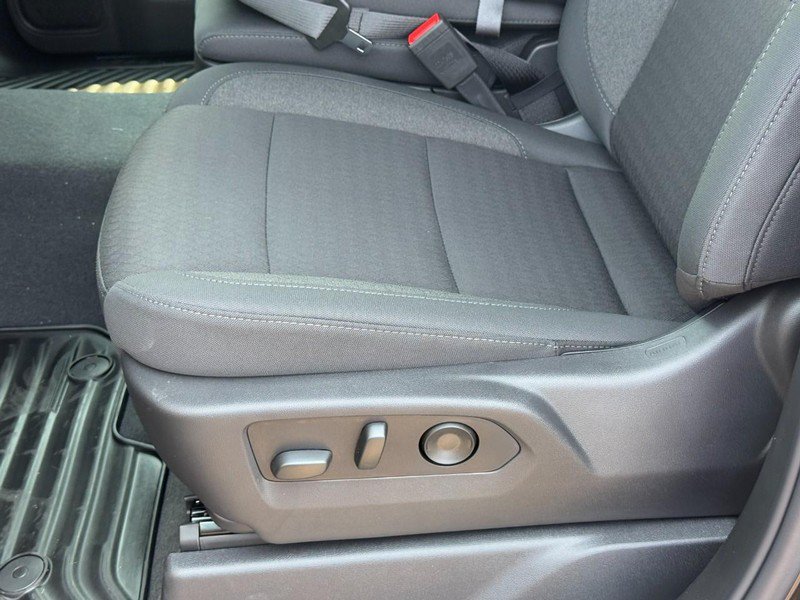 New 2026 Chevrolet Silverado 1500 Custom w/ Turbomax Blackout Package AWD/4WD image 30