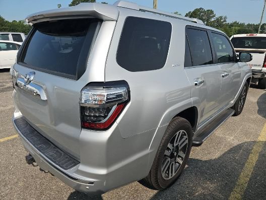 Used 2018 Toyota 4Runner Limited RWD image 4