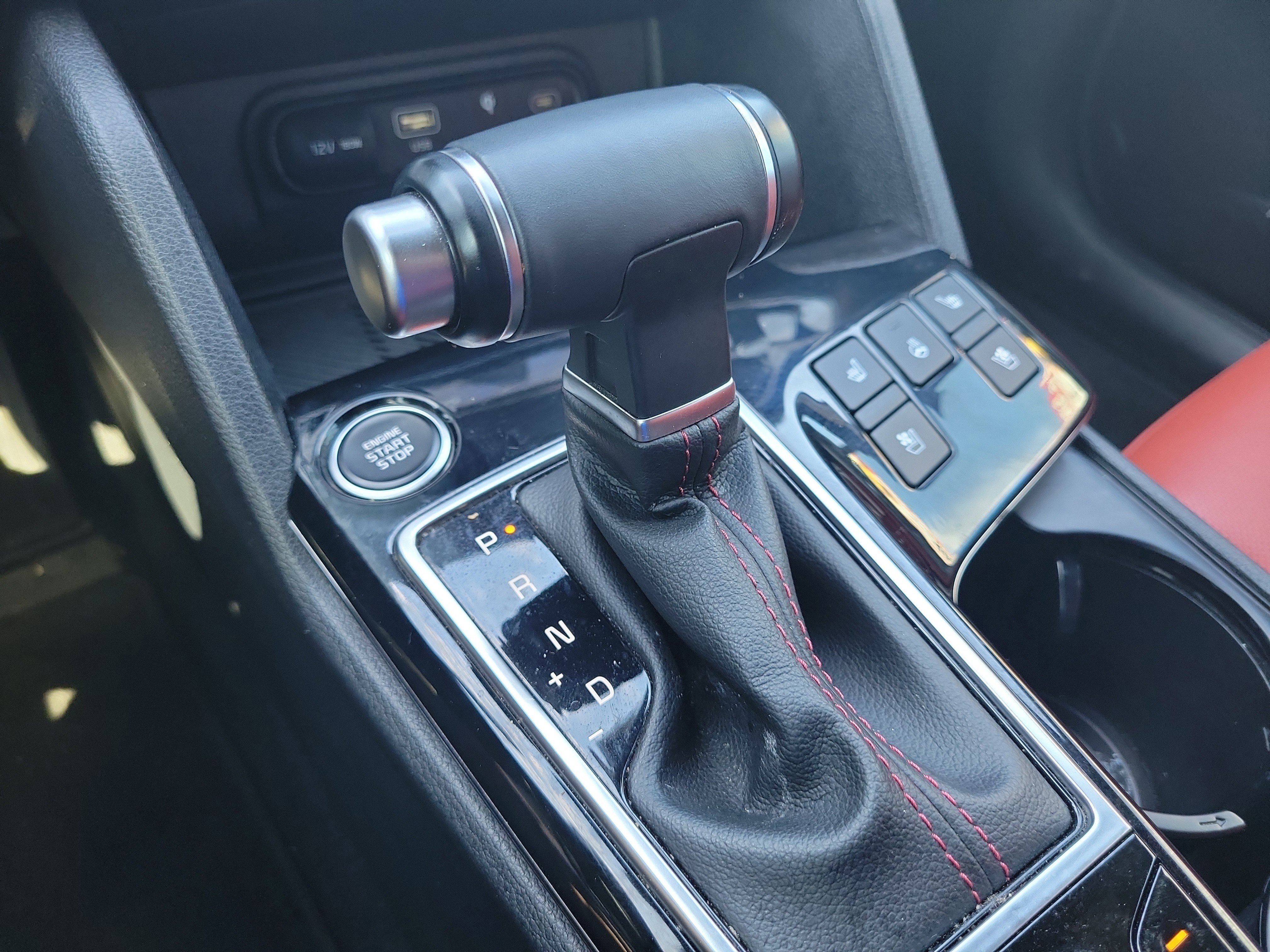 Used 2024 Kia Sportage SX image 31