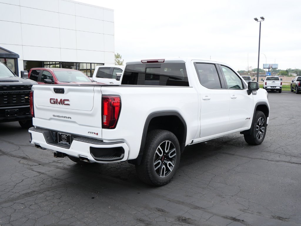 Certified 2024 GMC Sierra 1500 AT4 w/ AT4 Preferred Package AWD/4WD image 8