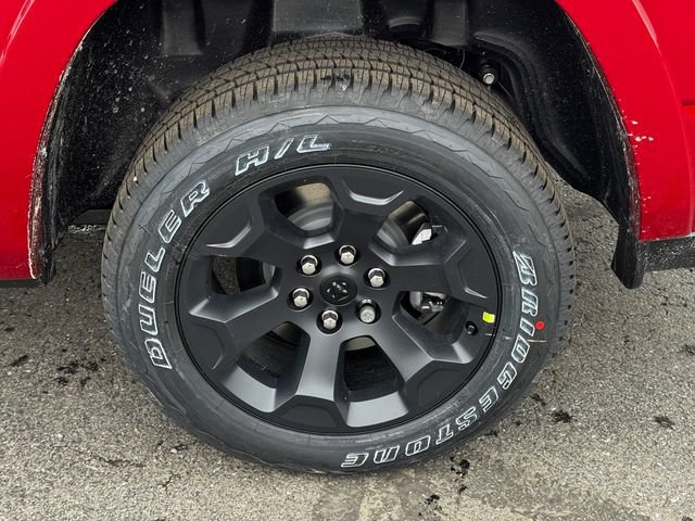 New 2026 RAM 1500 4x4 Crew Cab image 11