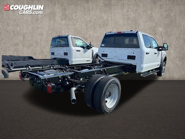 New 2026 Ford F550 4x4 Crew Cab image 9