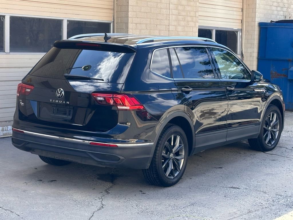Used 2023 Volkswagen Tiguan SE image 6