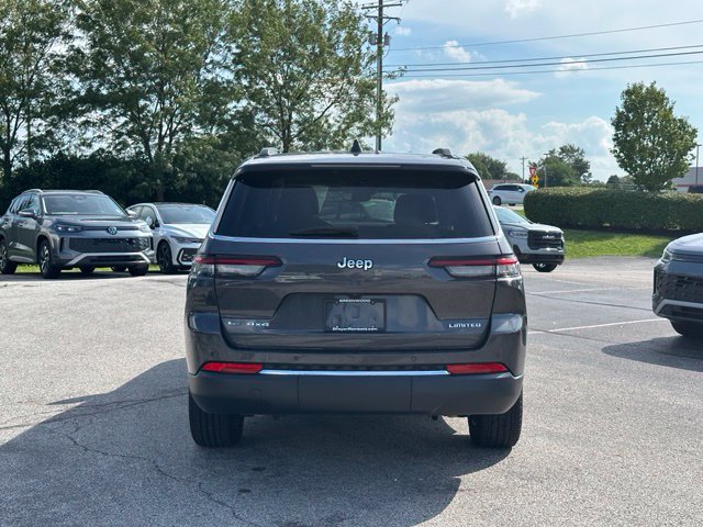 Used 2022 Jeep Grand Cherokee L Limited AWD/4WD image 6