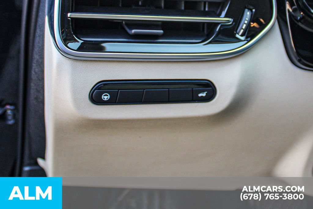 Used 2023 INFINITI QX60 Luxe w/ Performance Audio Package FWD image 28