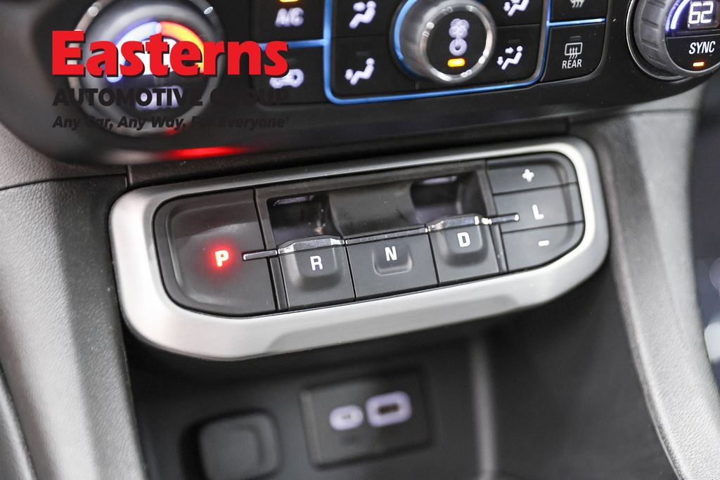 Used 2023 GMC Acadia SLE FWD image 12