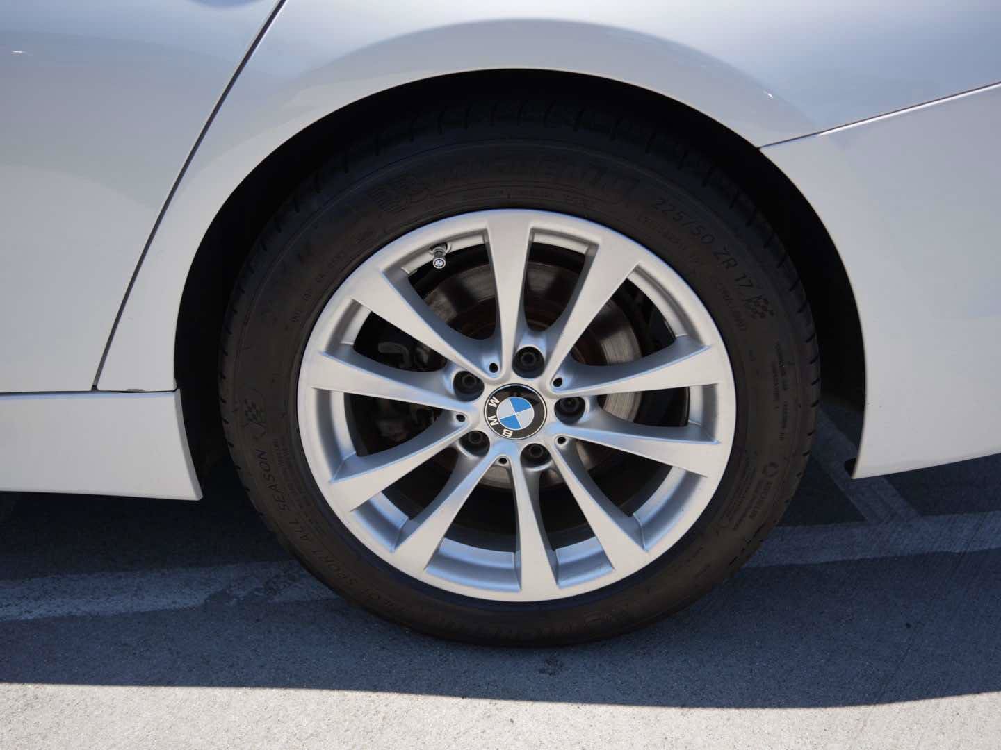 Used 2018 BMW 320i Sedan w/ Convenience Package RWD image 6