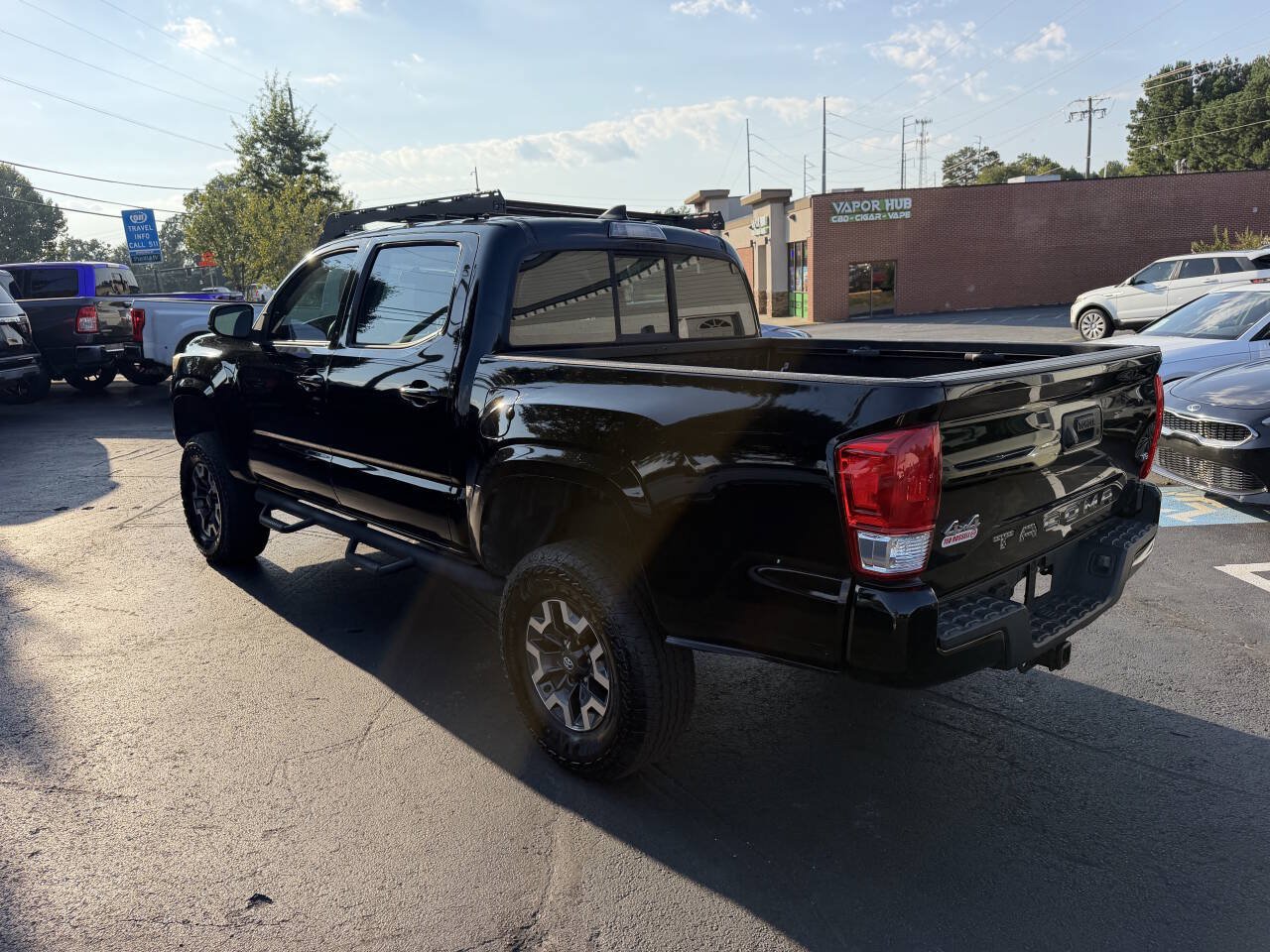 Used 2016 Toyota Tacoma SR w/ Towing Package AWD/4WD image 6